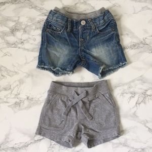 Baby Gap boys 0-3M shorts